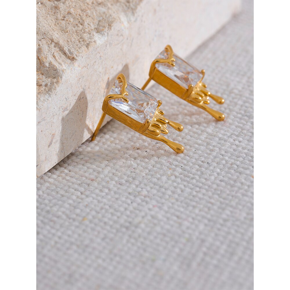 MELTA earring
